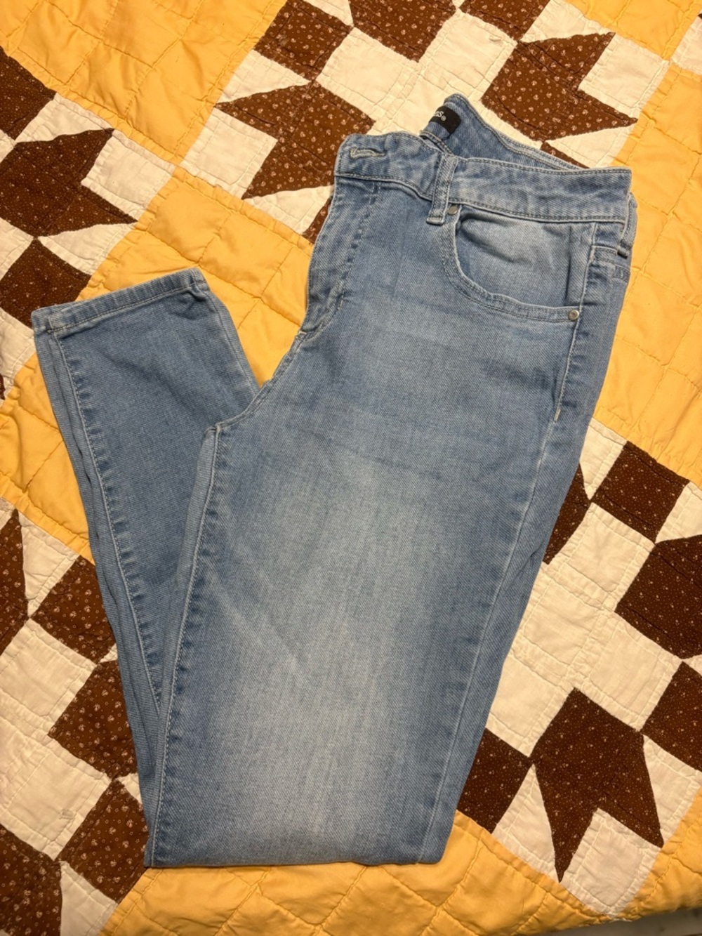 Light Wash Women’s Jeans - Classic High-Rise Skinny